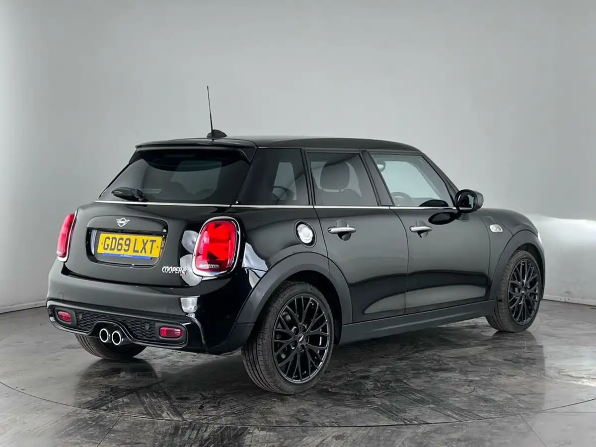 2019-mini-cooper-20-cooper-s-classic-189bhp-hatchback-5d-auto-big-5