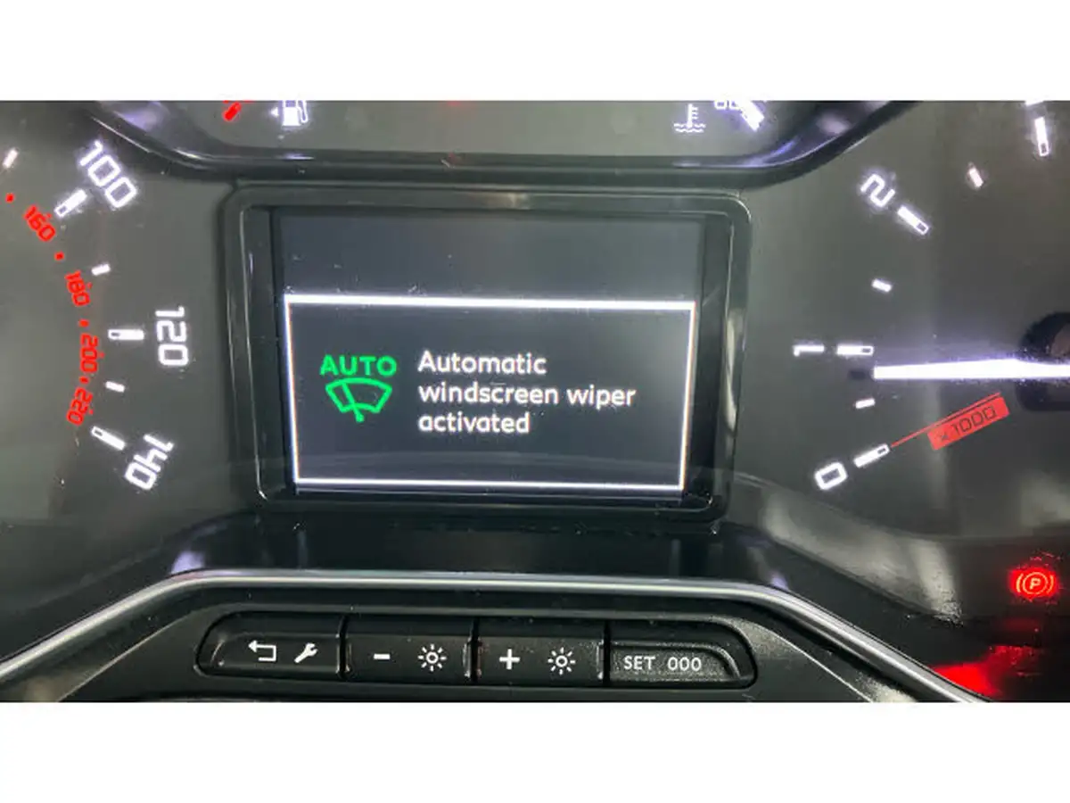 2023-citroen-berlingo-15-bluehdi-1000-driver-edition-100pseu6d-big-24