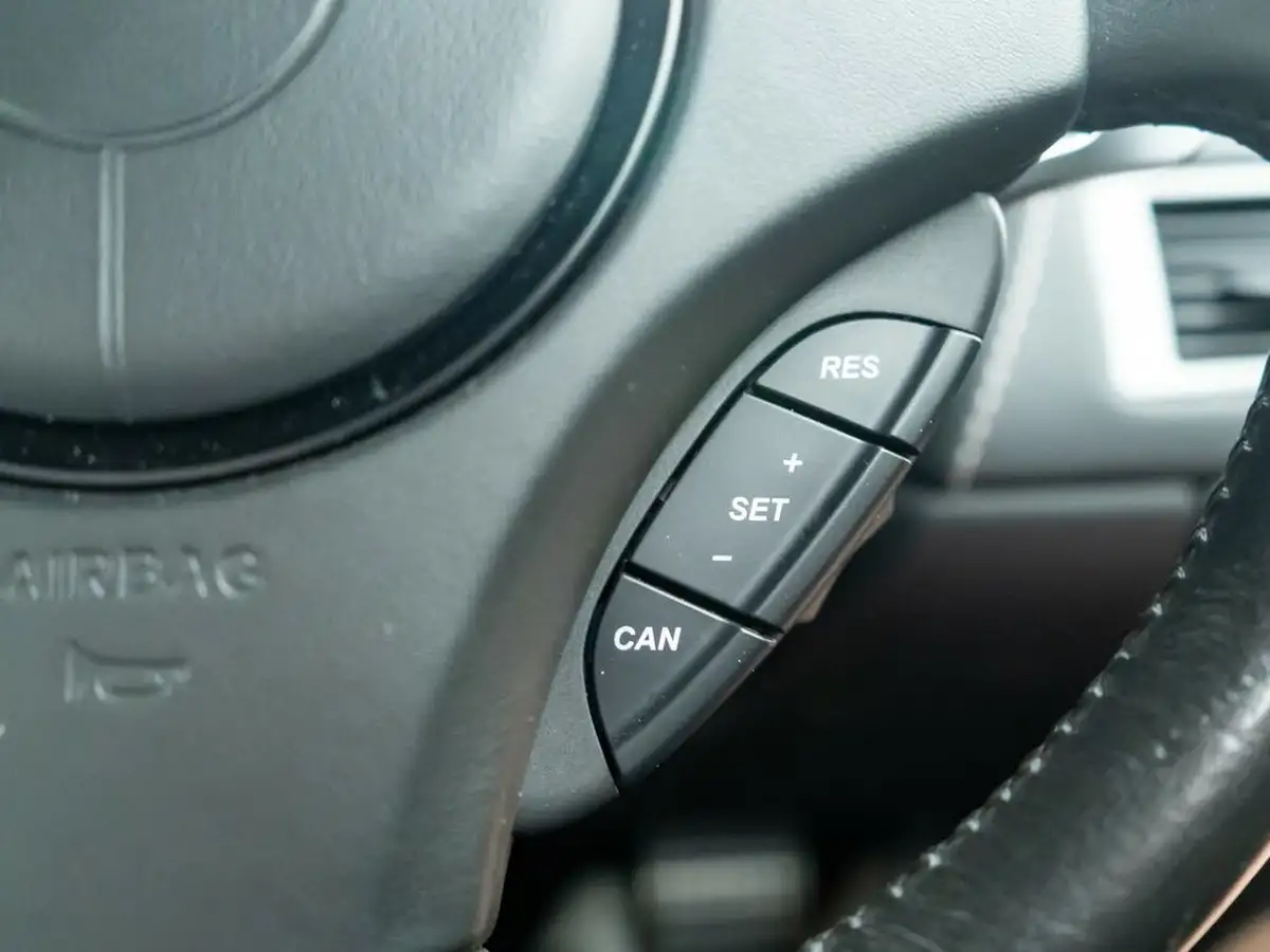 2009-aston-martin-dbs-60-touchtronic-big-33