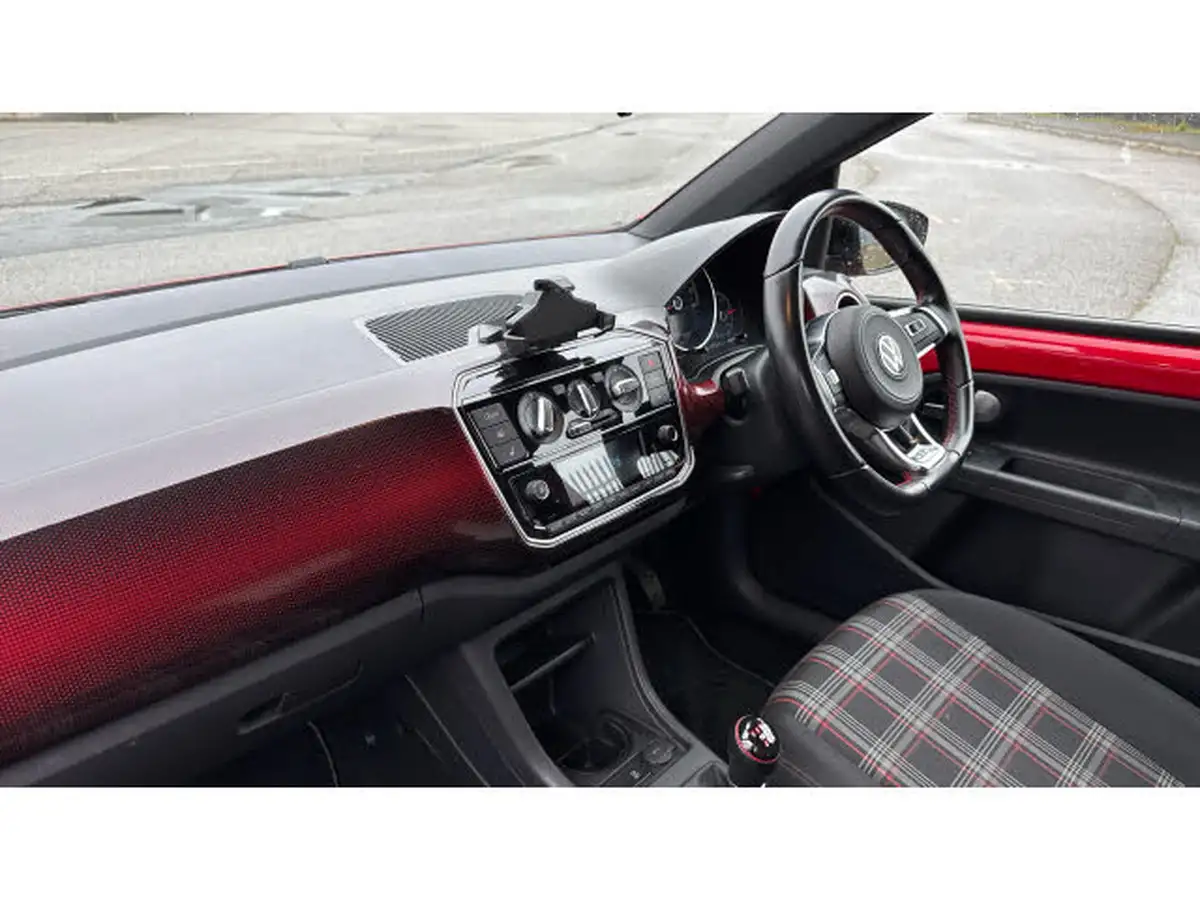 2021-volkswagen-up-10-gti-3d-big-8