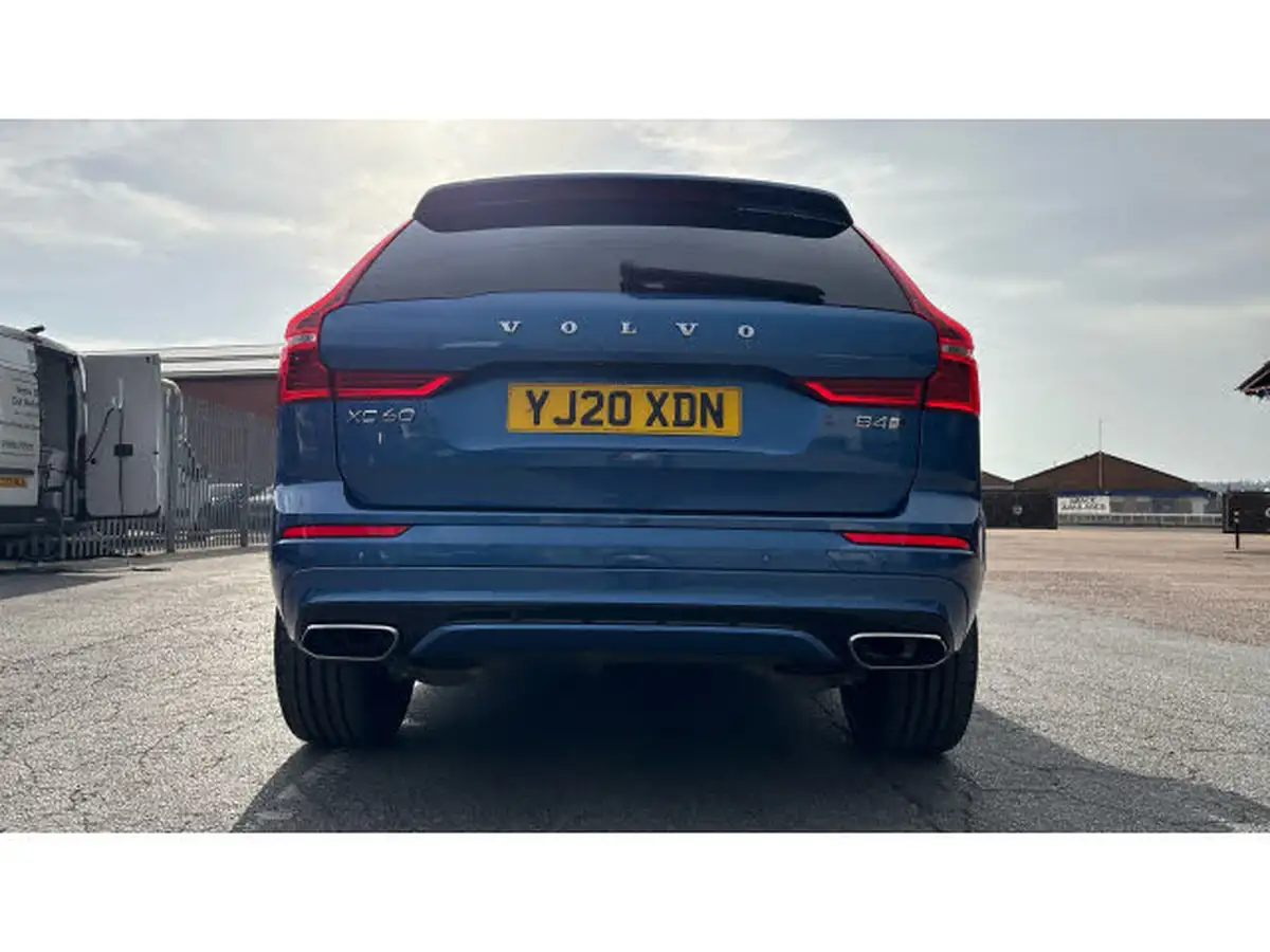 2020-volvo-xc60-20td-b4-r-design-pro-awd-big-34