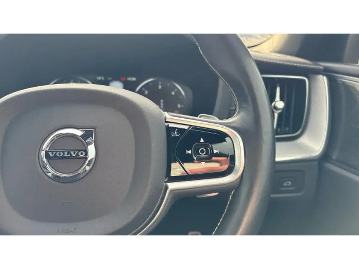 2020-volvo-xc60-20td-b4-r-design-pro-awd-big-58