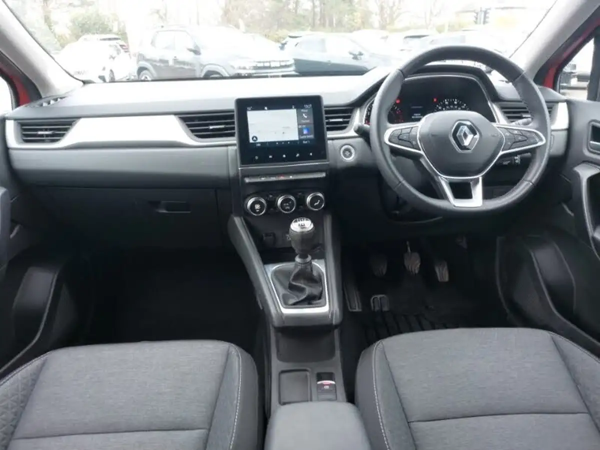 2022-renault-captur-13-tce-iconic-edition-big-2