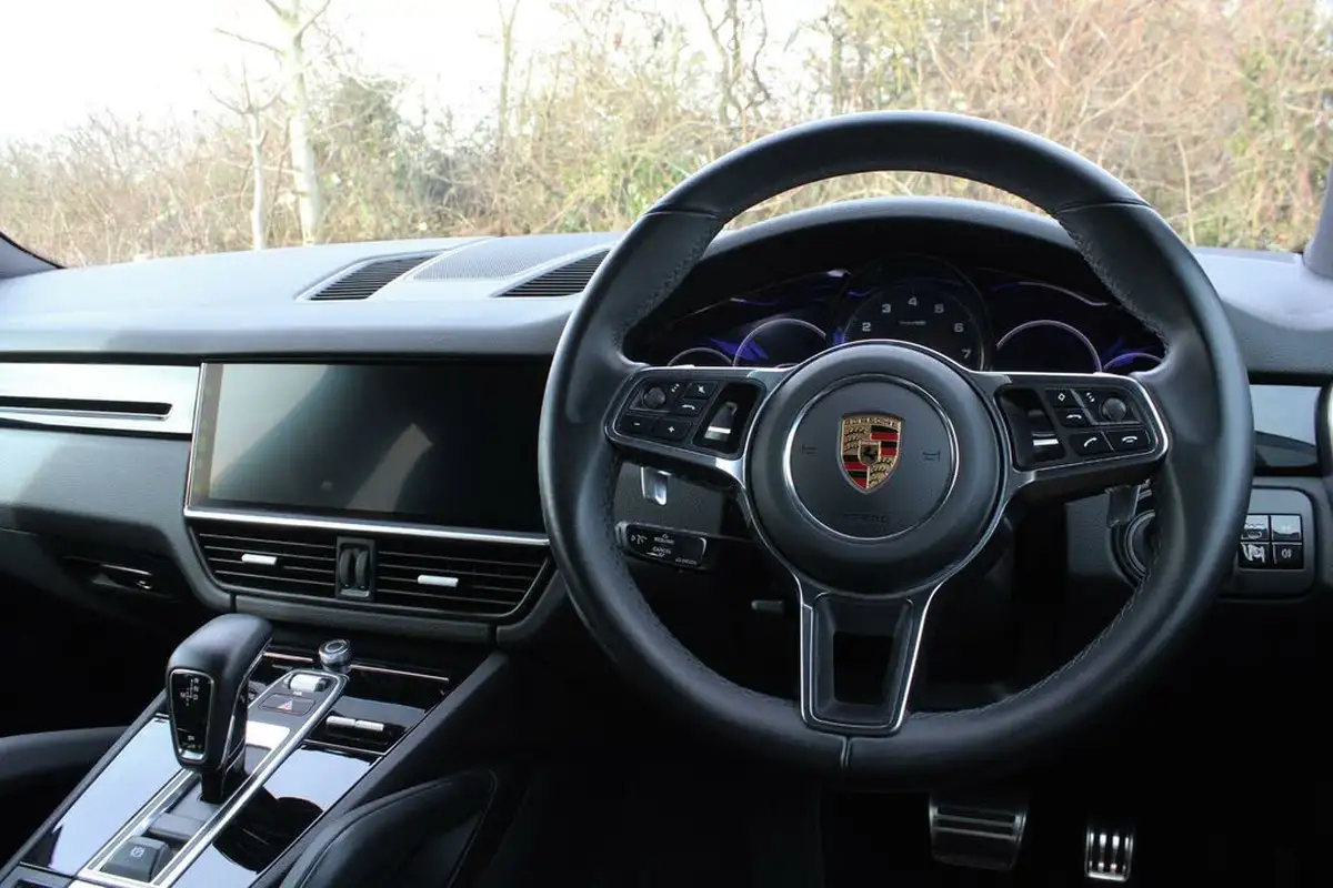 2019-porsche-cayenne-30-v6-s-big-10