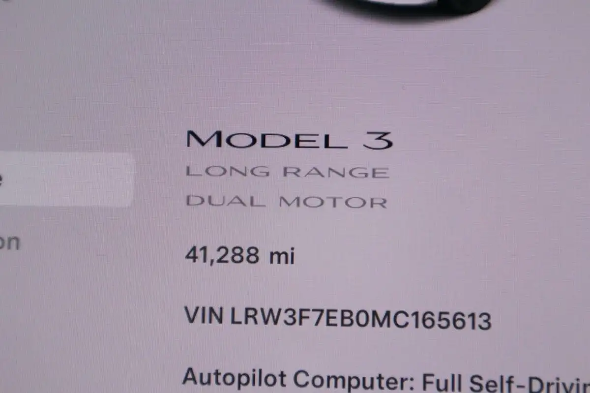 2021-tesla-model-3-e-long-range-4x4-big-57