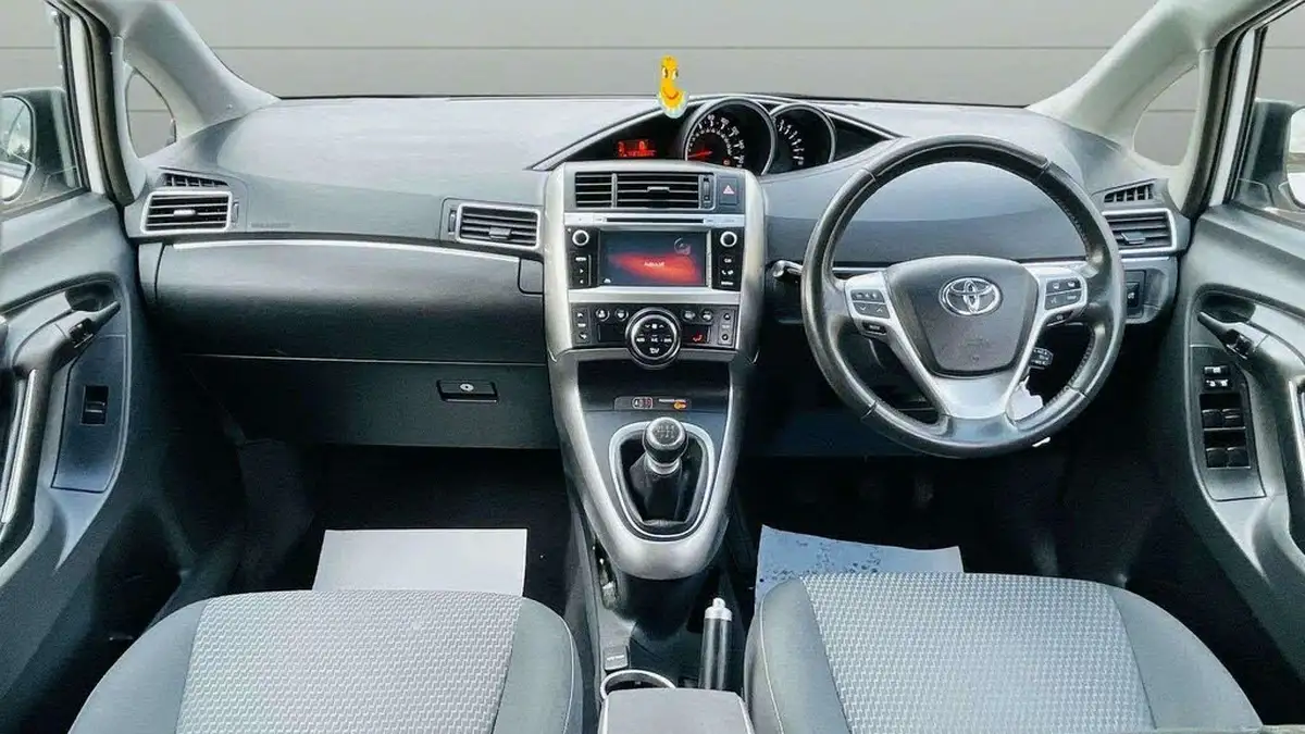 2014-toyota-verso-16-icon-big-13