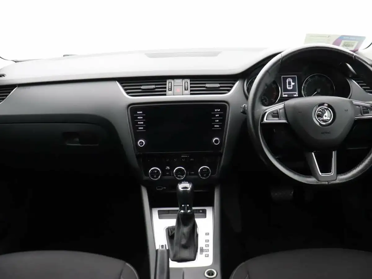 2018-skoda-octavia-10-tsi-se-estate-dsg-big-20