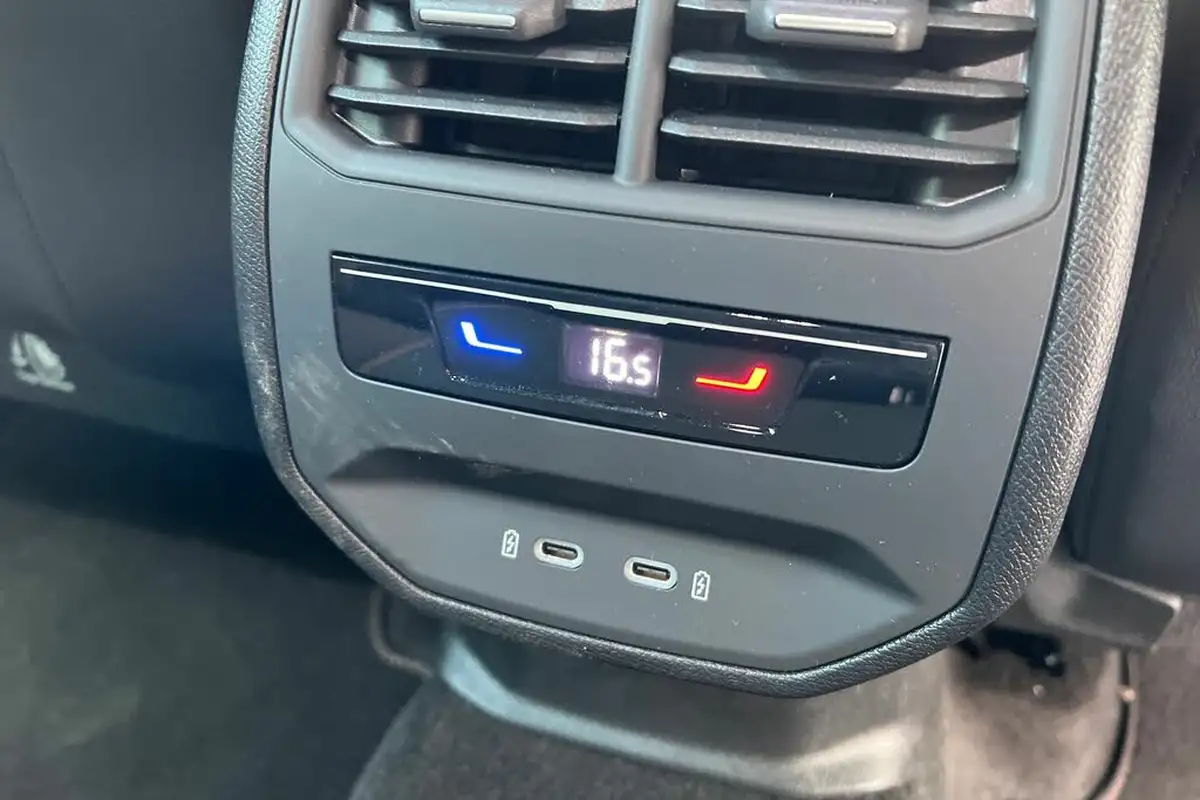 2025-cupra-formentor-15-etsi-v1-big-16