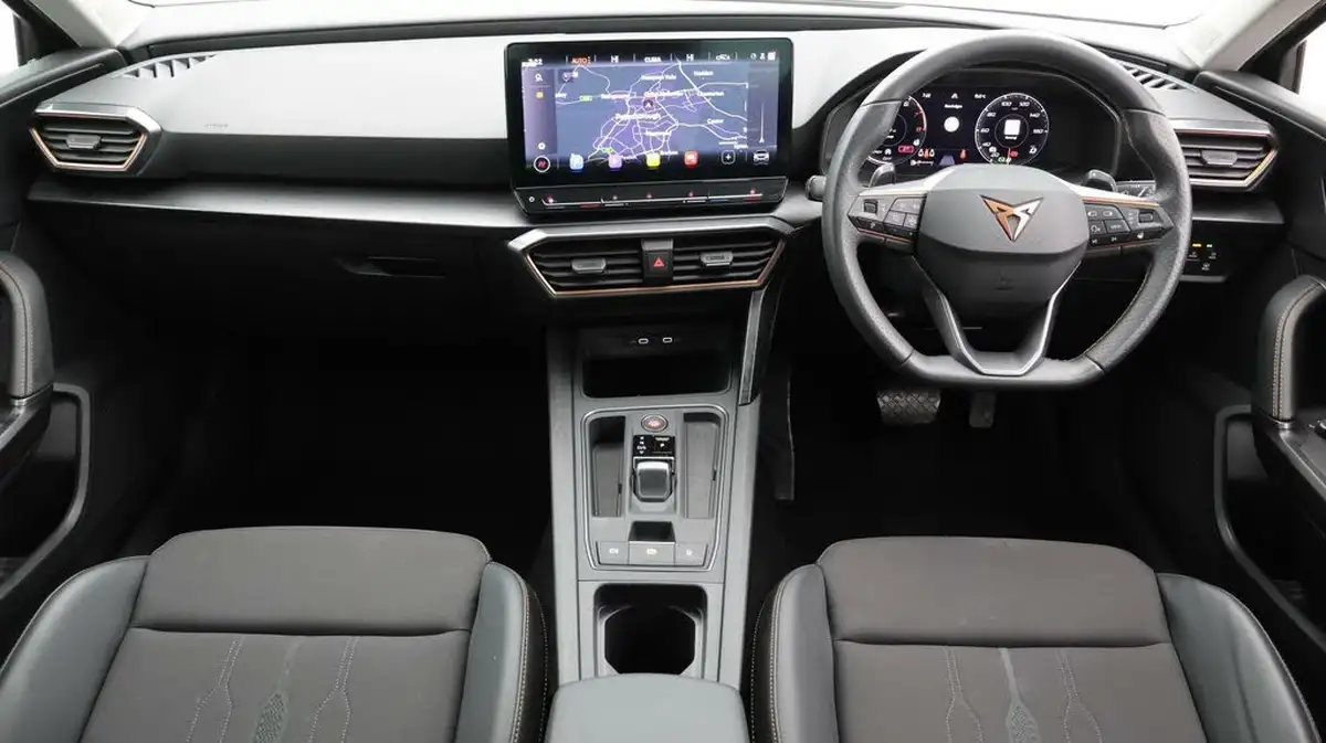 2023-cupra-leon-nf-15-etsi-v1-hatchback-big-13