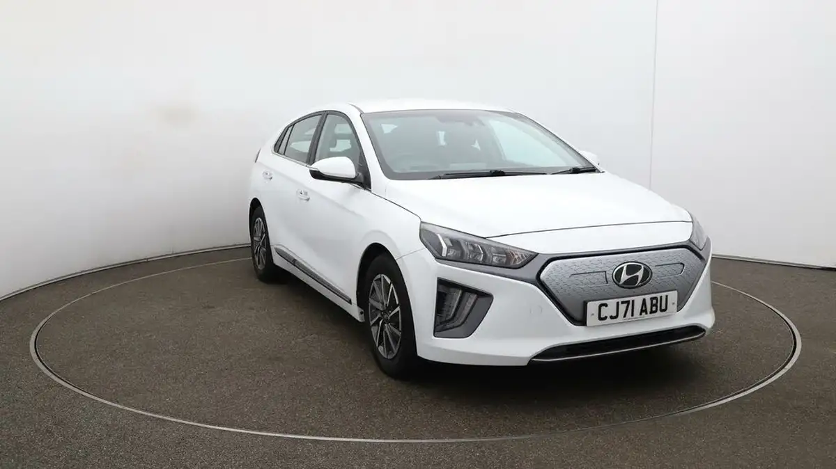 2022-hyundai-ioniq-e-premium-electric-big-34