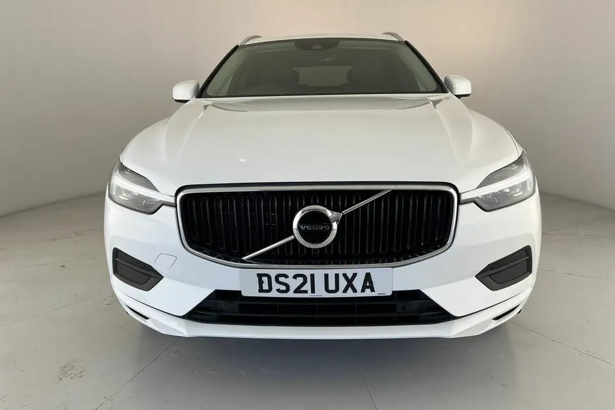 2021-volvo-xc60-20-b5-momentum-big-24