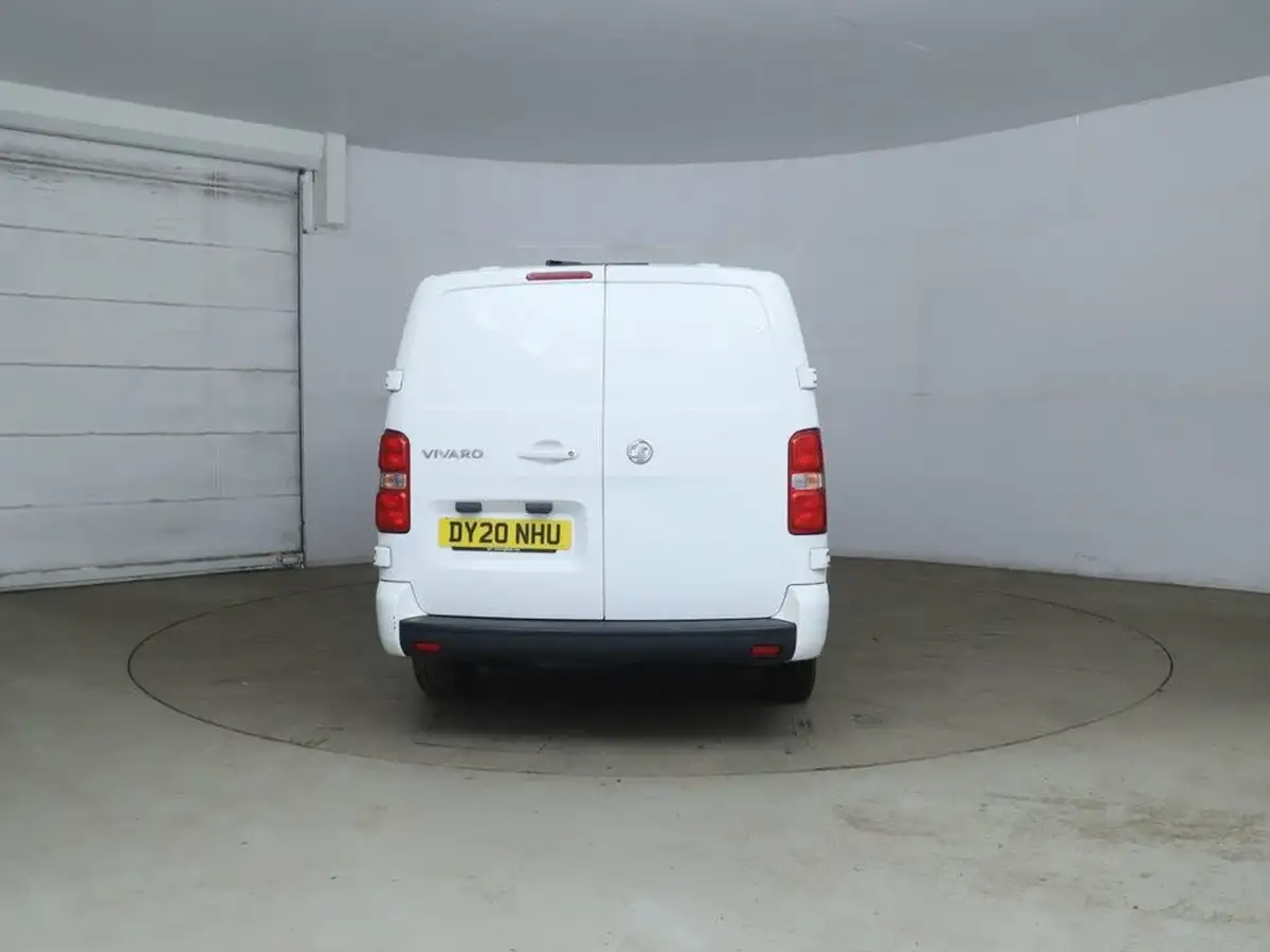 2020-vauxhall-vivaro-20td-3100-l2h1-sportive-120pseu6dt-double-cab-big-7