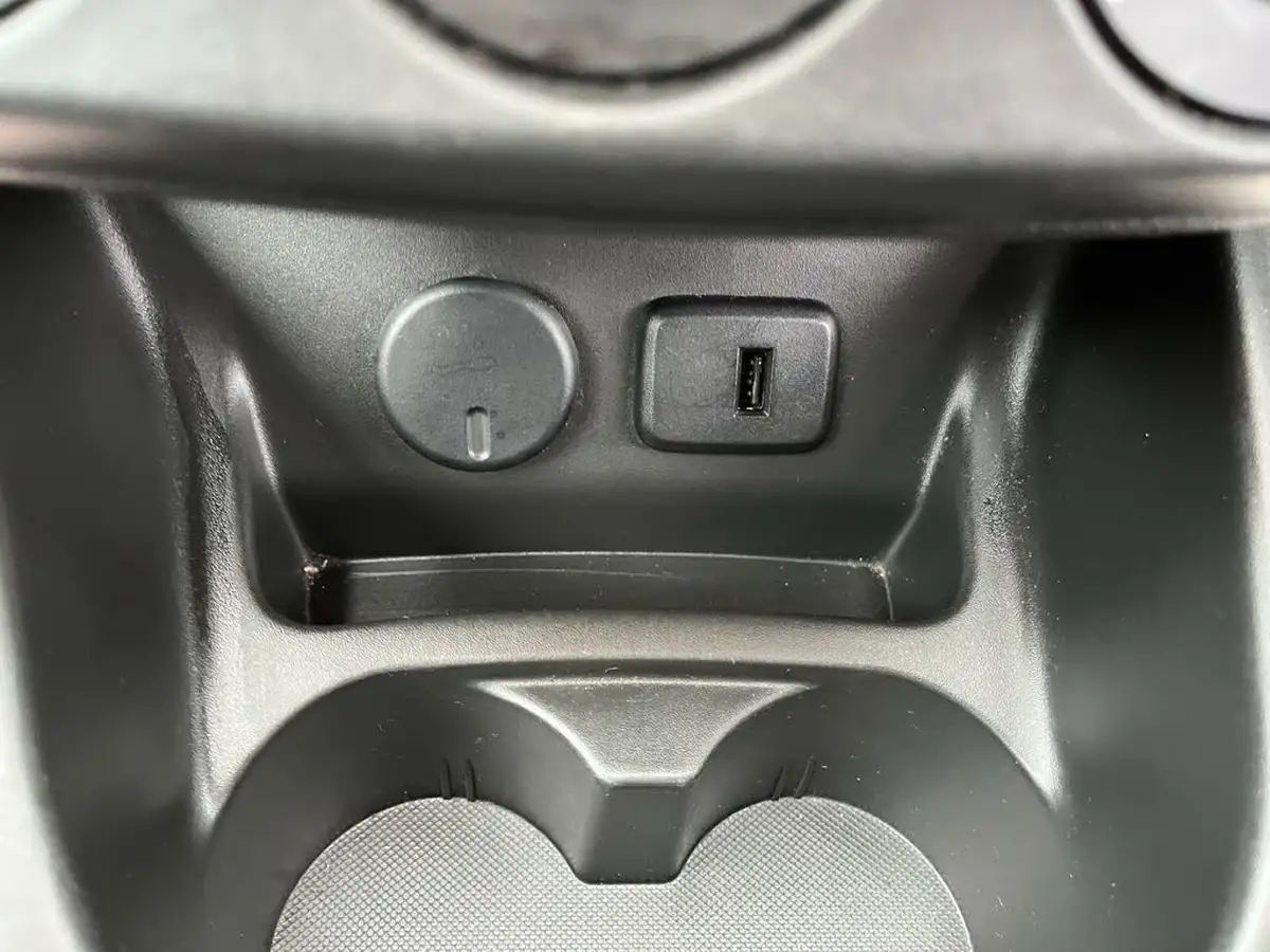 2019-vauxhall-corsa-14i-sri-vx-line-nav-black-90ps-5d-big-21