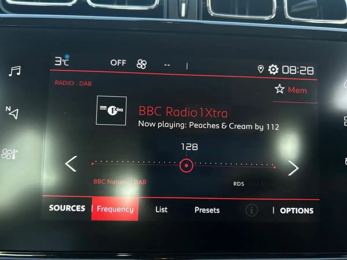 2020-citroen-c3-12-puretech-flair-83ps-big-9