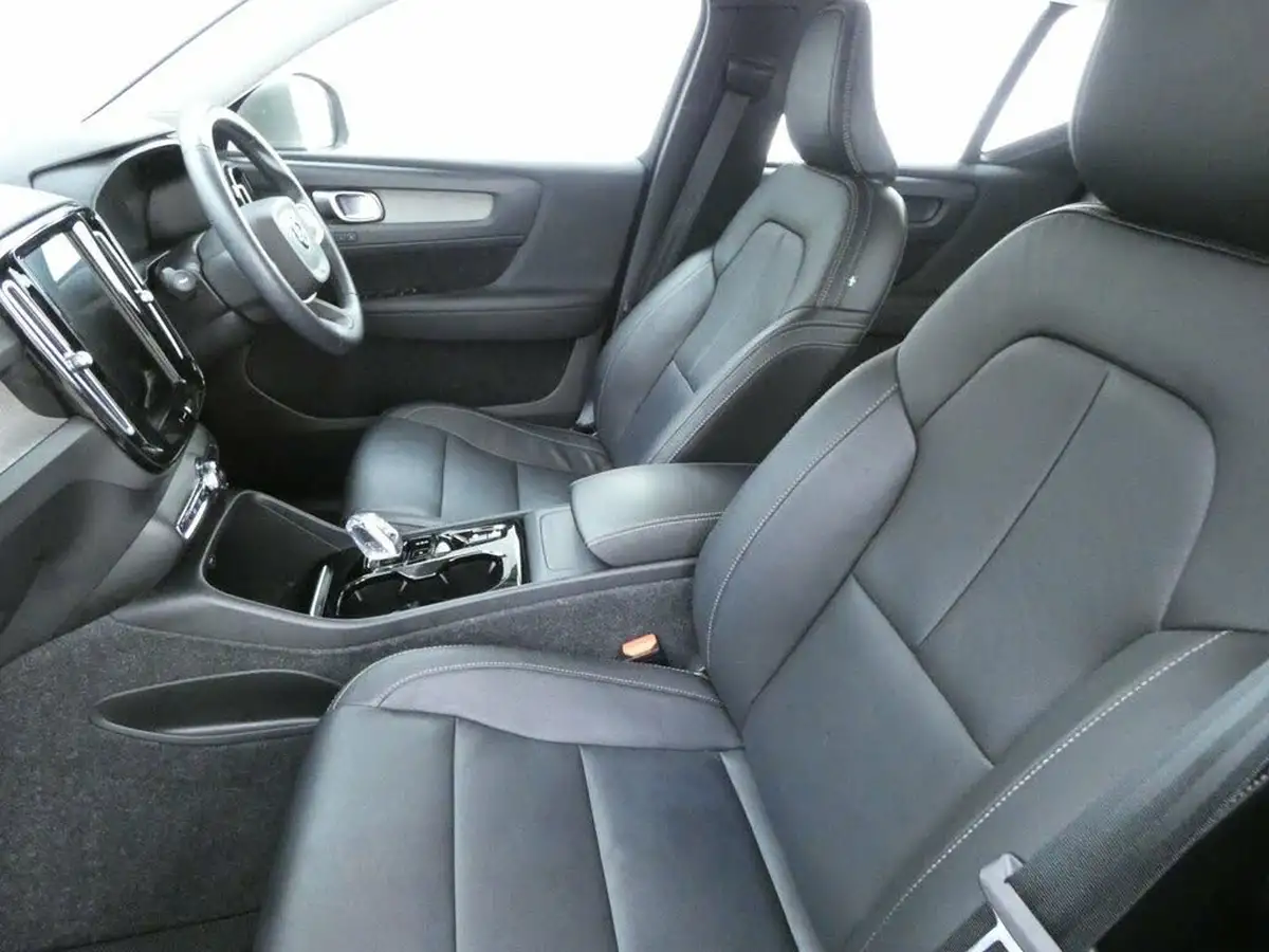 2020-volvo-xc40-15-t3-inscription-geartronic-big-17
