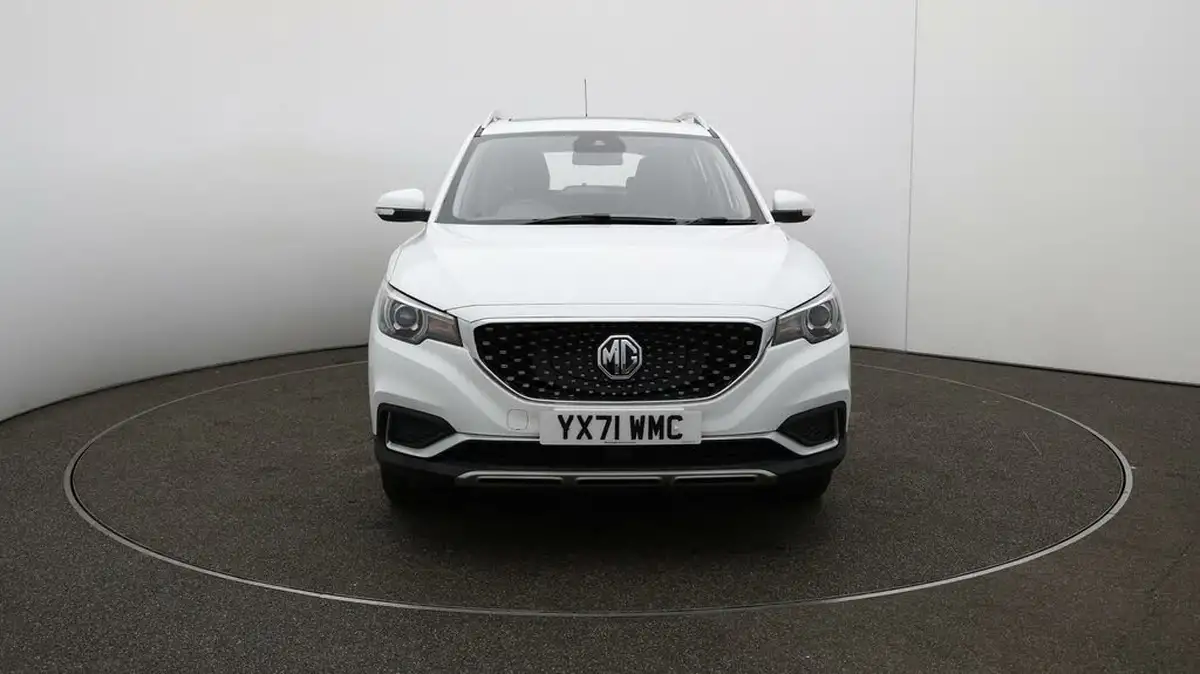 2021-mg-zs-suv-e-exclusive-ev-big-1