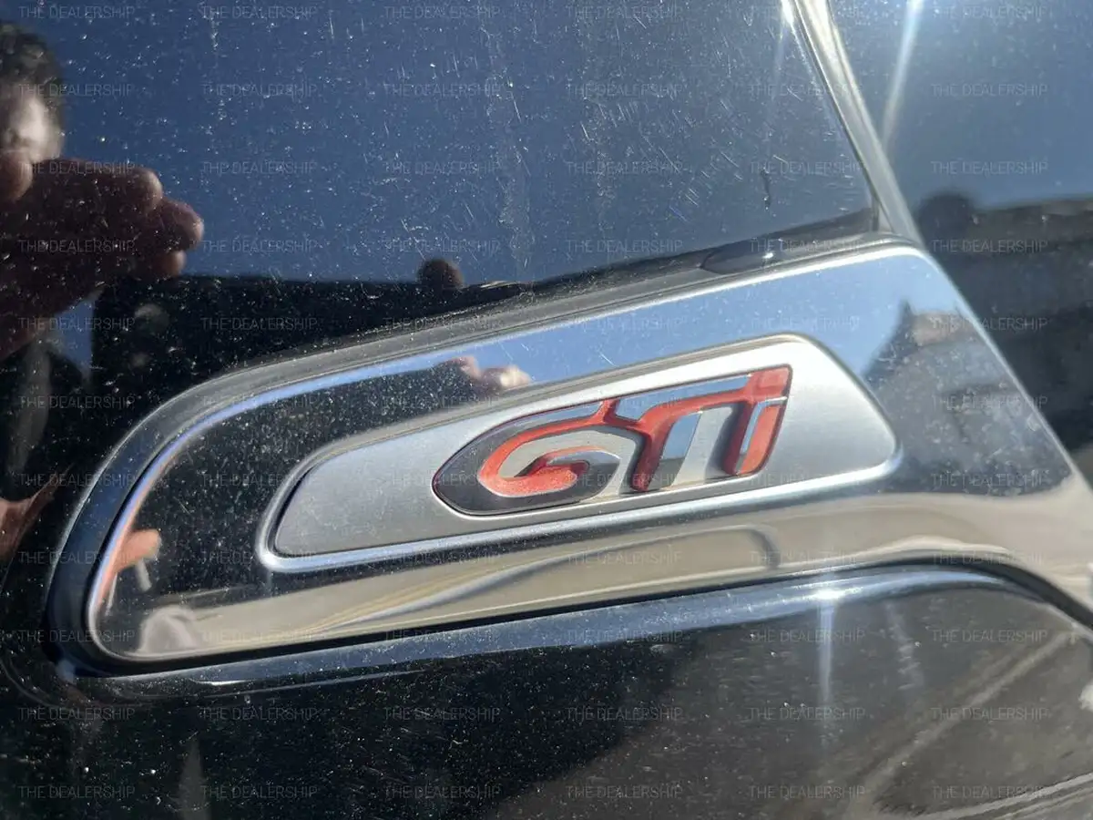 2018-peugeot-208-16-thp-gti-prestige-big-25