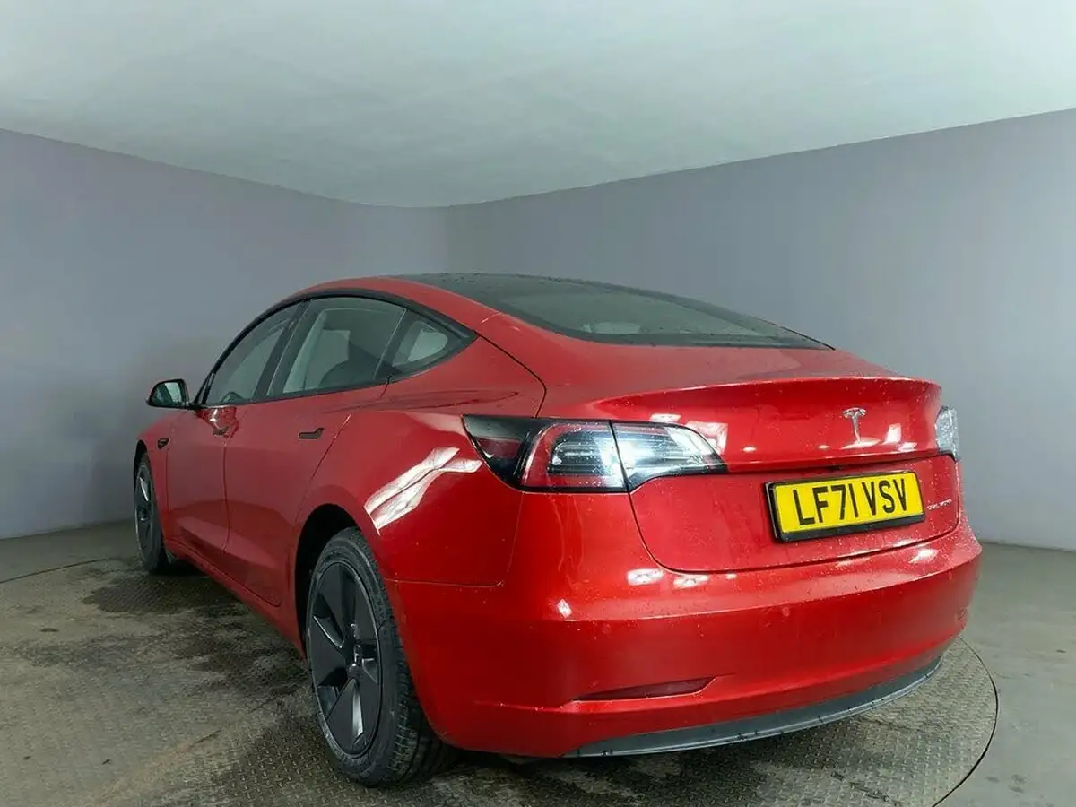 2021-tesla-model-3-e-long-range-awd-big-5
