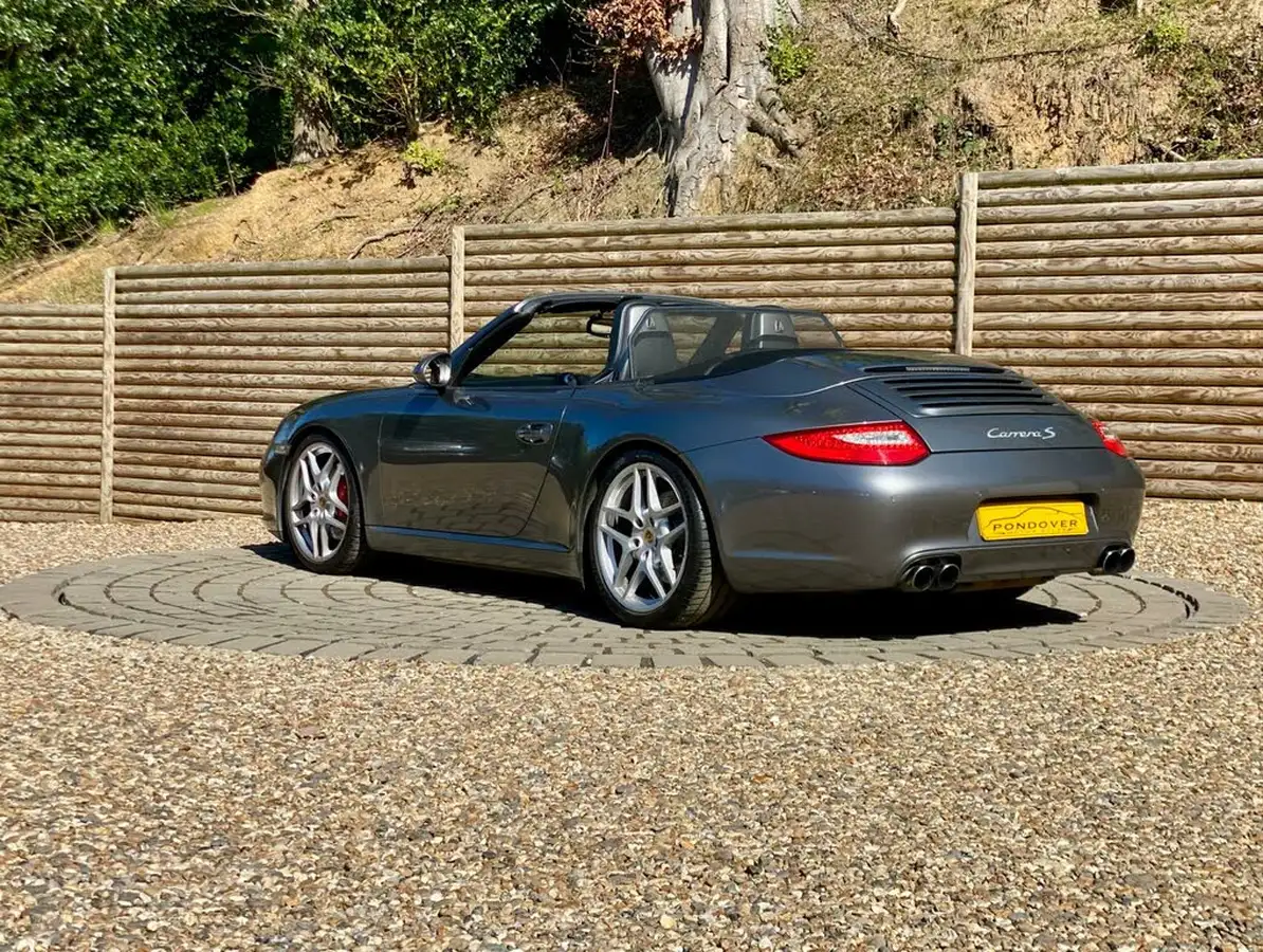 2010-porsche-911-38-carrera-s-cabriolet-auto-big-40