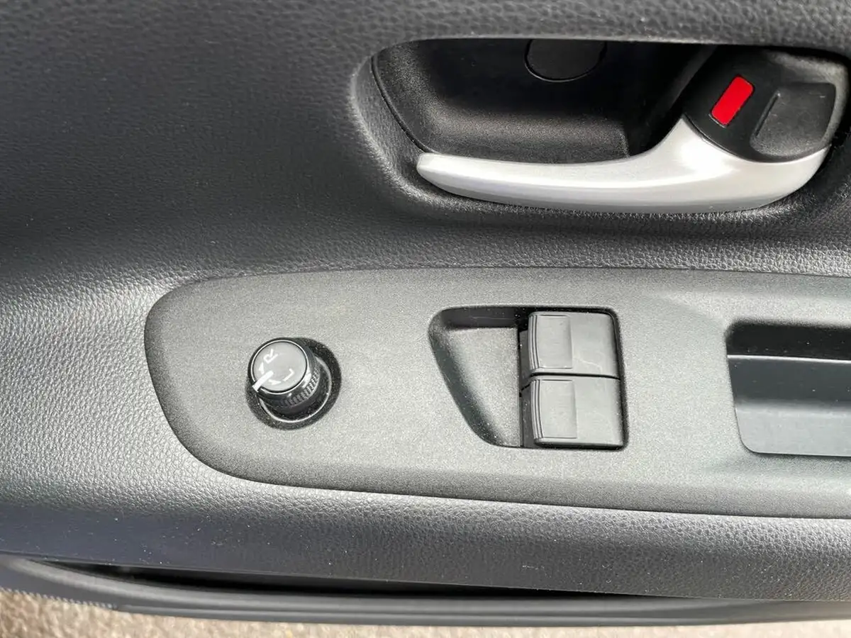 2024-toyota-aygo-x-10-vvt-i-edge-big-19