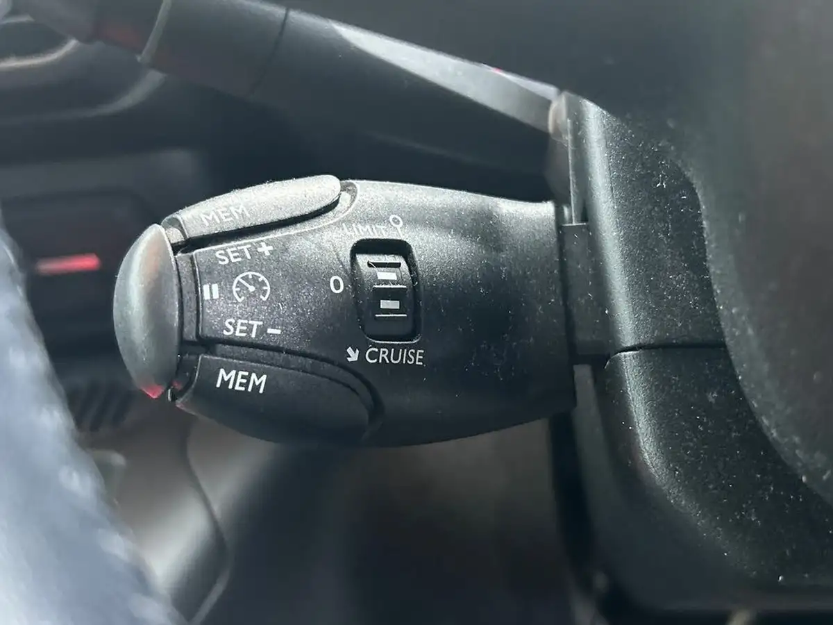 2019-citroen-berlingo-15bluehdi-flair-xl-size-100ps-big-22