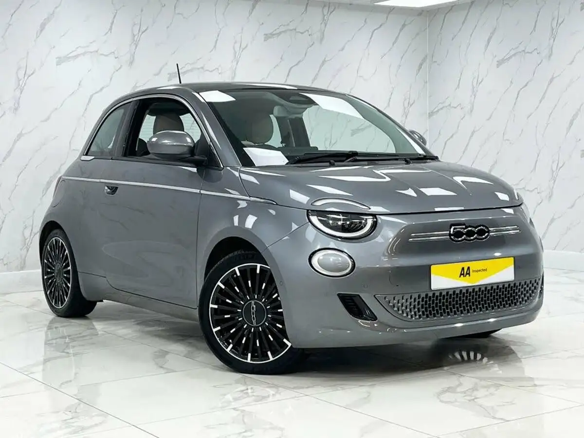 2021-fiat-500-e-la-prima-big-6