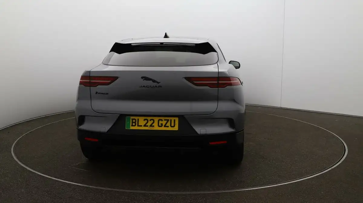 2022-jaguar-i-pace-ev400-black-big-49