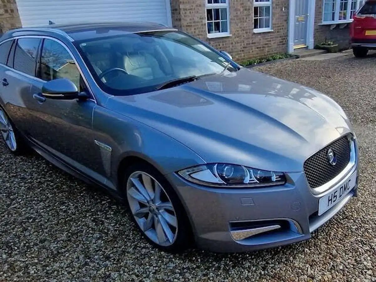 2013-jaguar-xf-30td-s-portfolio-v6-ss-sportbrake-5d-auto-big-2