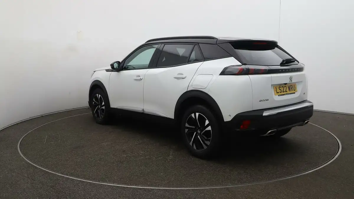 2022-peugeot-2008-suv-12-puretech-gt-big-56