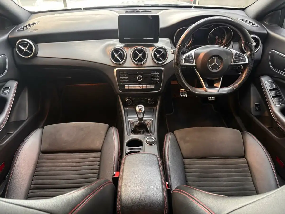 2017-mercedes-benz-cla-21d-cla-200-amg-line-shooting-brake-5d-big-11