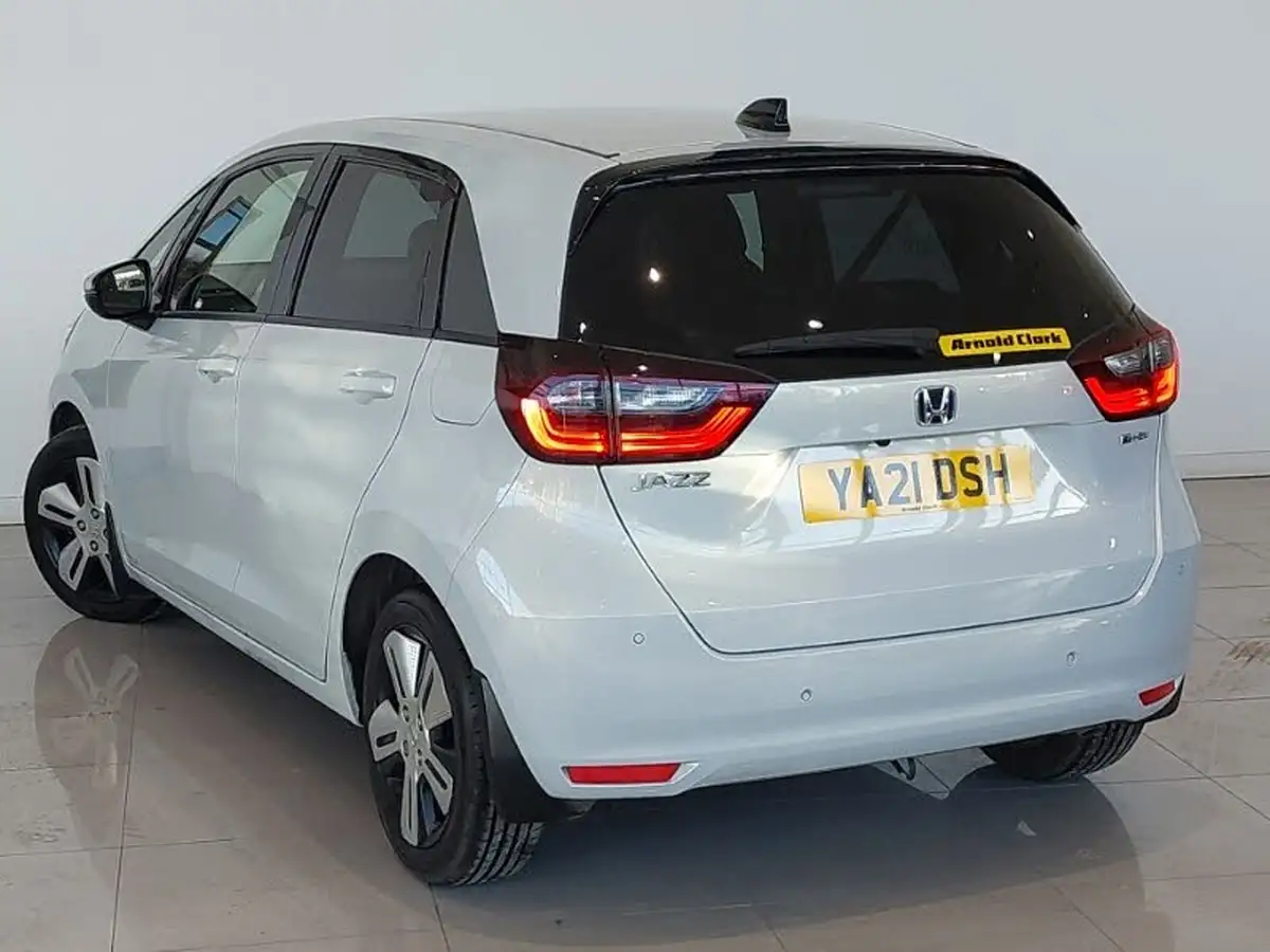 2021-honda-jazz-15-i-mmd-ex-107ps-big-1