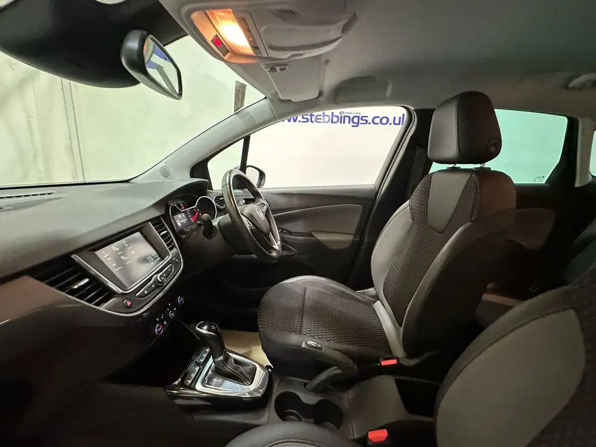 2020-vauxhall-crossland-x-12-elite-130ps-turbo-auto-big-25