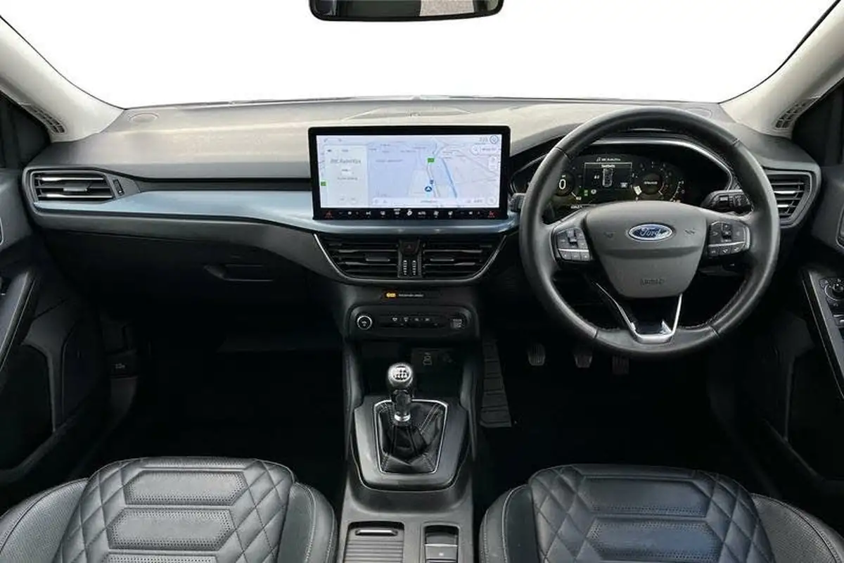 2022-ford-focus-big-9