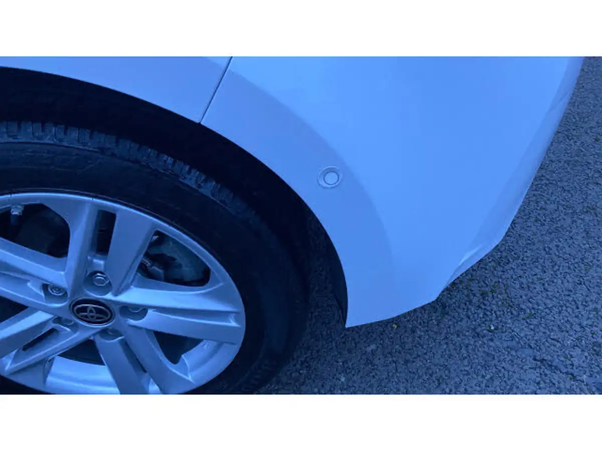2021-toyota-corolla-18-vvt-i-icon-tech-trk-hatchback-5d-big-37