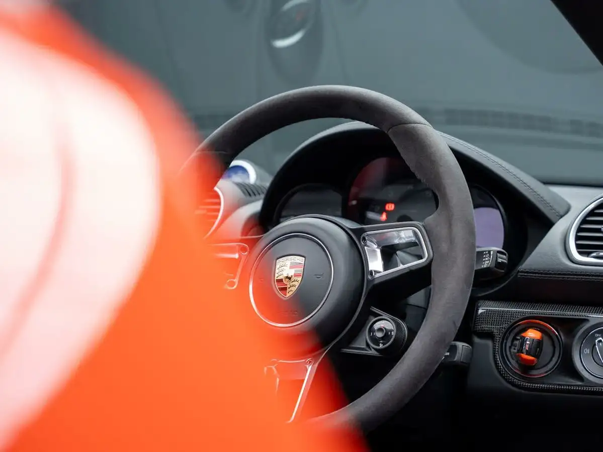 2016-porsche-boxster-718-25-boxster-s-pdk-big-32