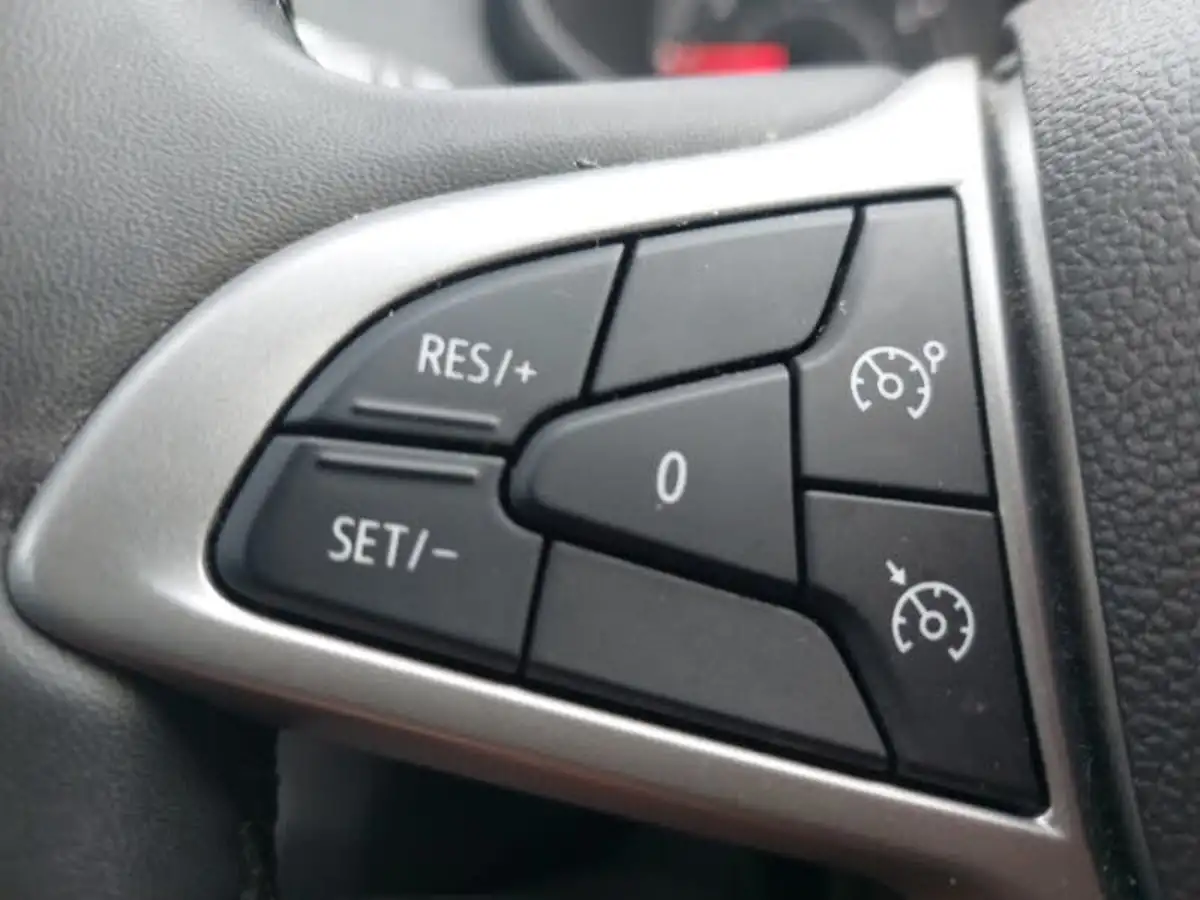2024-dacia-sandero-stepway-10-tce-extreme-90bhp-big-14