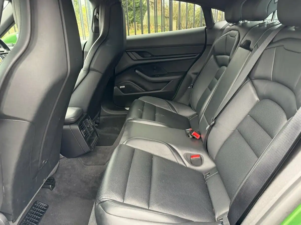 2021-porsche-taycan-e-4s-530ps-big-8