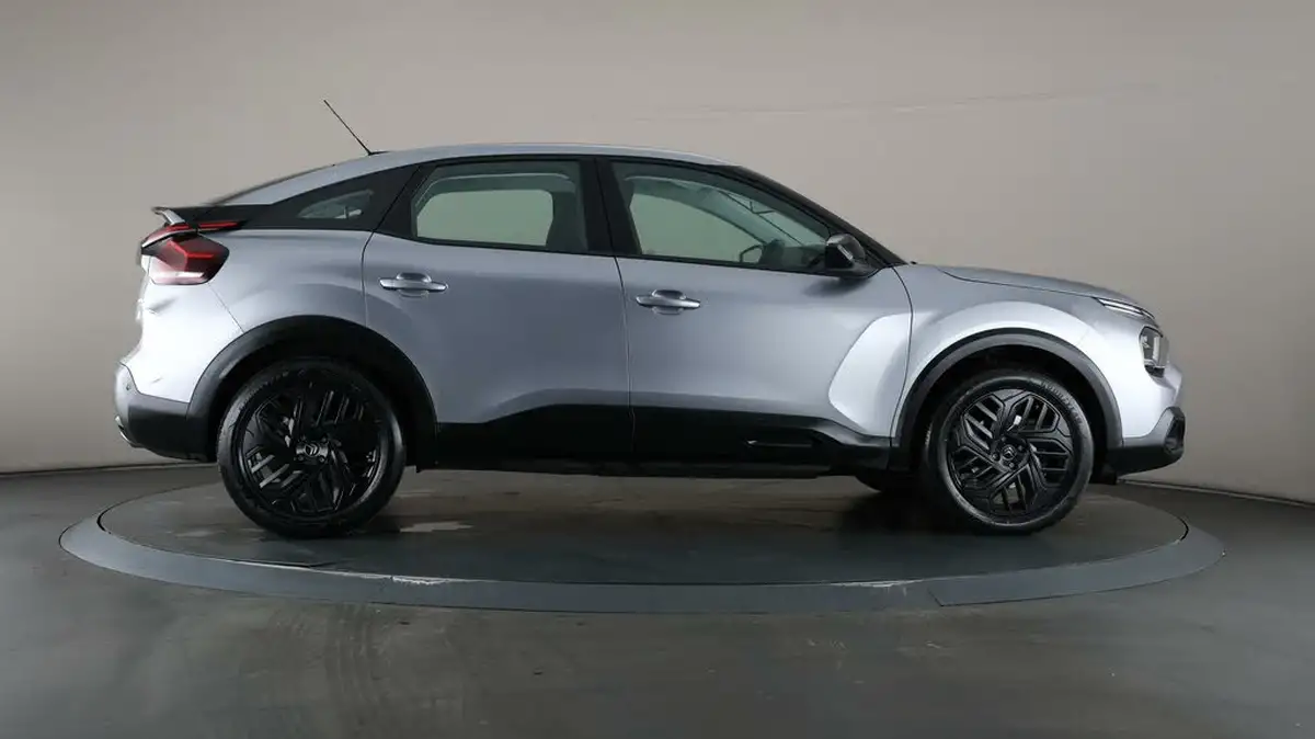 2021-citroen-c4-12-puretech-sense-plus-big-54