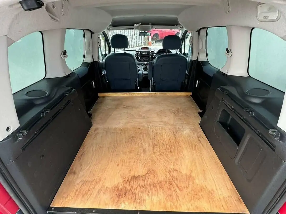 2012-citroen-berlingo-16td-multispace-plus-special-edition-big-11