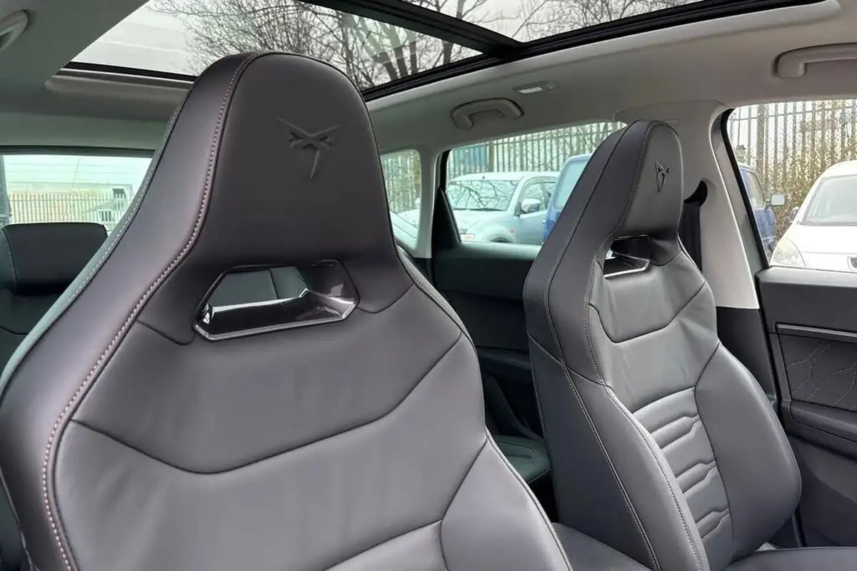 2024-cupra-ateca-15-ecotsi-v2-big-23