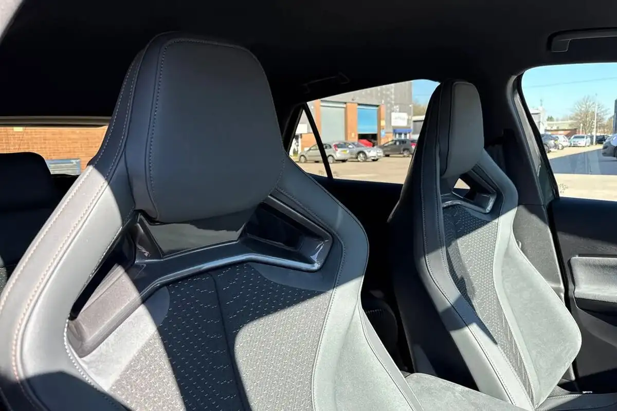 2024-cupra-born-e-vz-big-20