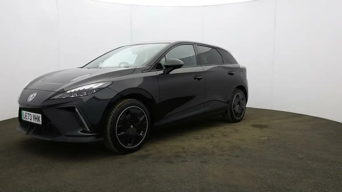 2024-mg-mg4-e-trophy-ev-203ps-long-big-2