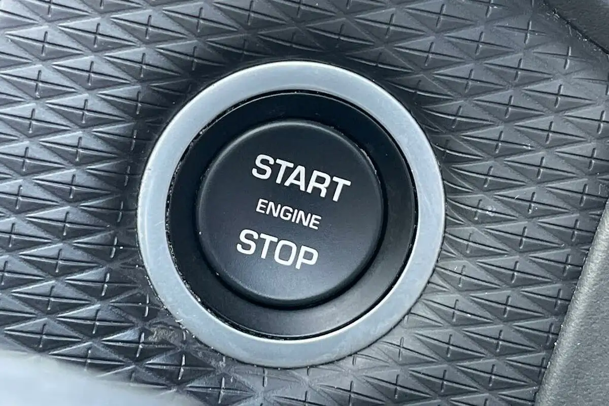 2021-land-rover-range-rover-velar-20-d200-r-dynamic-s-big-56