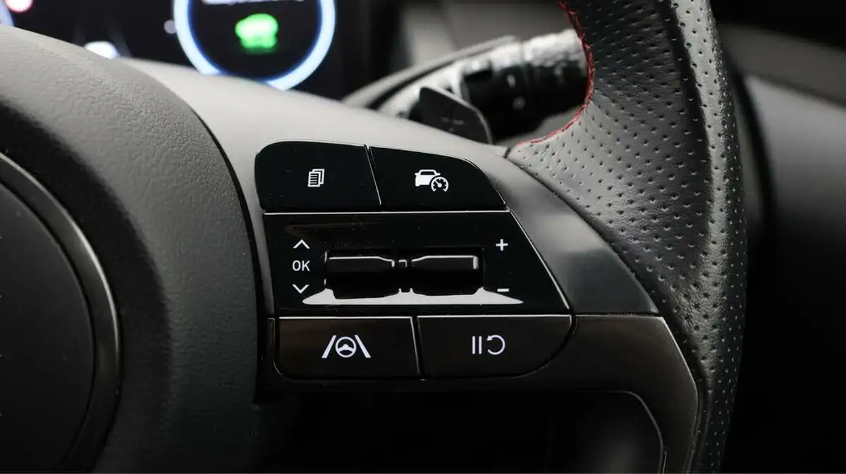 2022-hyundai-tucson-16-t-gdi-n-line-230ps-hybrid-auto-big-23