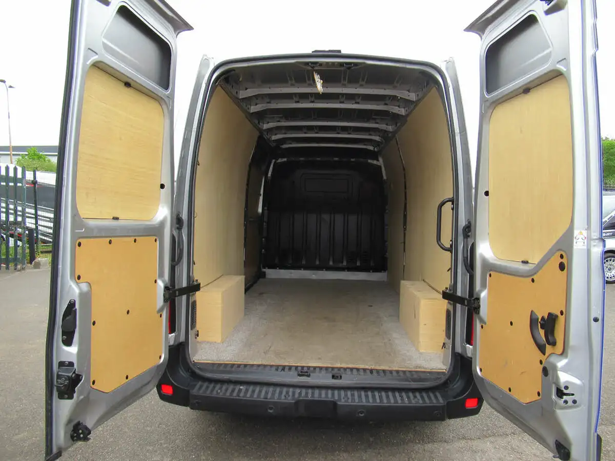 2023-nissan-interstar-23dci-f35-l3h2-tekna-150pseu6d-panel-van-big-11