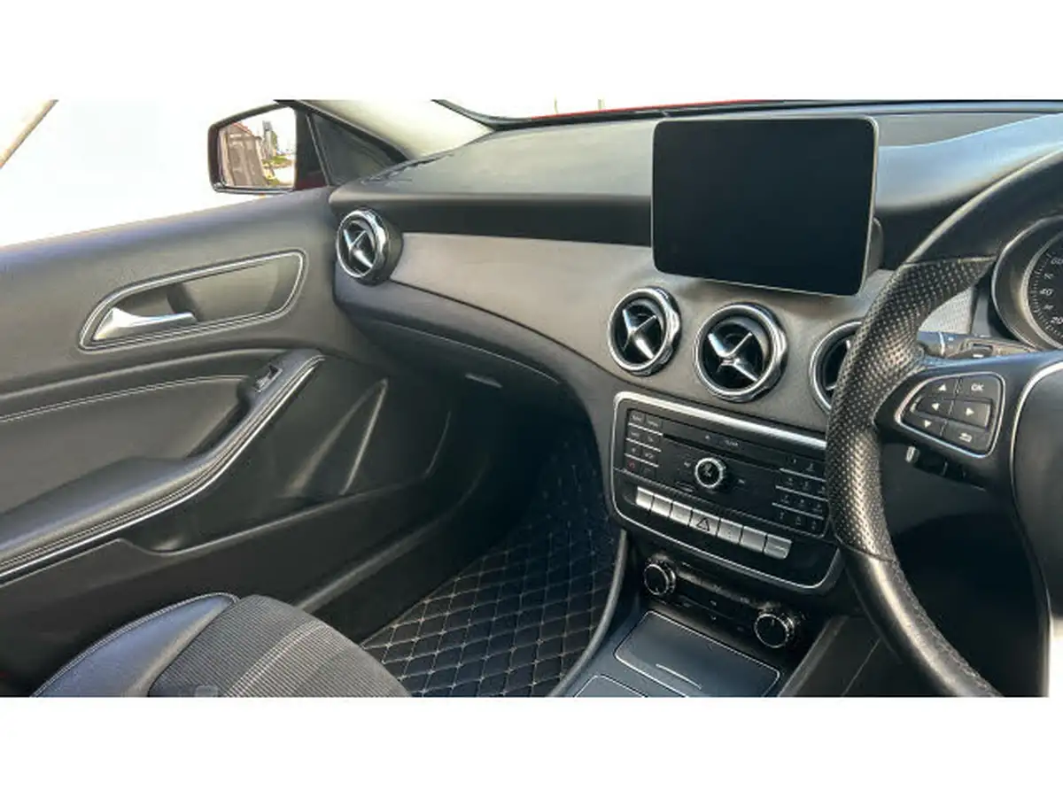 2018-mercedes-benz-gla-class-16-gla-180-urban-edition-7g-dct-big-13