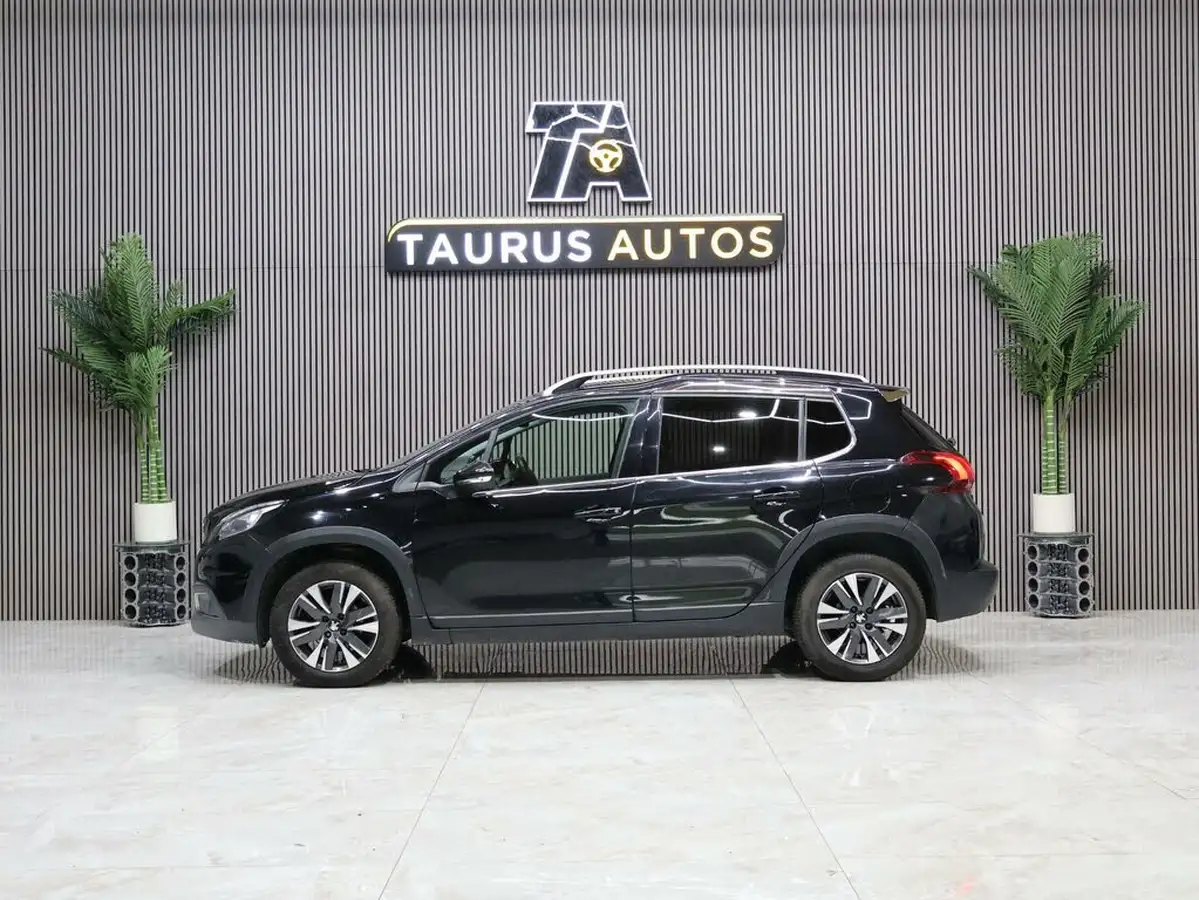 2019-peugeot-2008-suv-12-puretech-allure-premium-82bhp-big-6