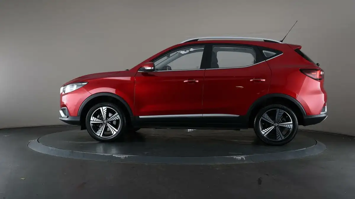 2021-mg-zs-suv-e-exclusive-ev-big-35