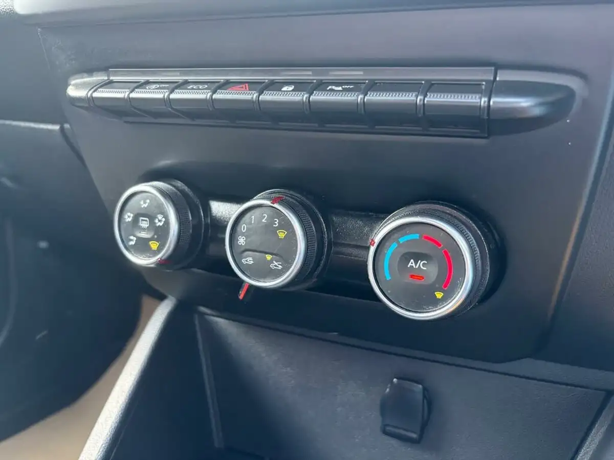 2019-dacia-duster-16-sce-comfort-big-37