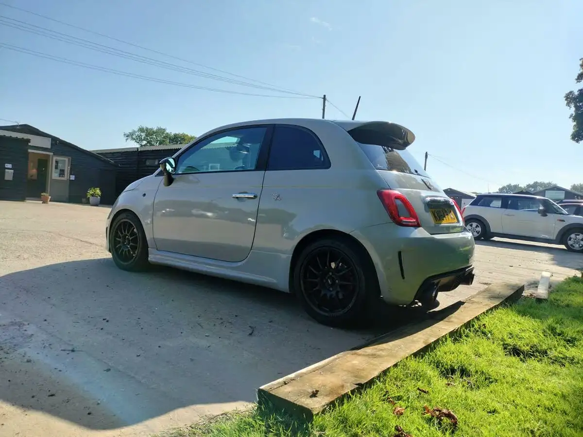 2015-fiat-500-14-abarth-t-jet-big-14